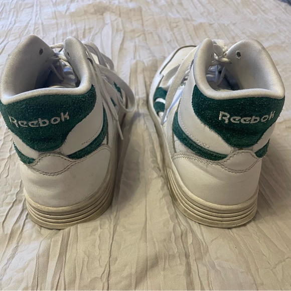 High top Reeboks! - Picture 2 of 4